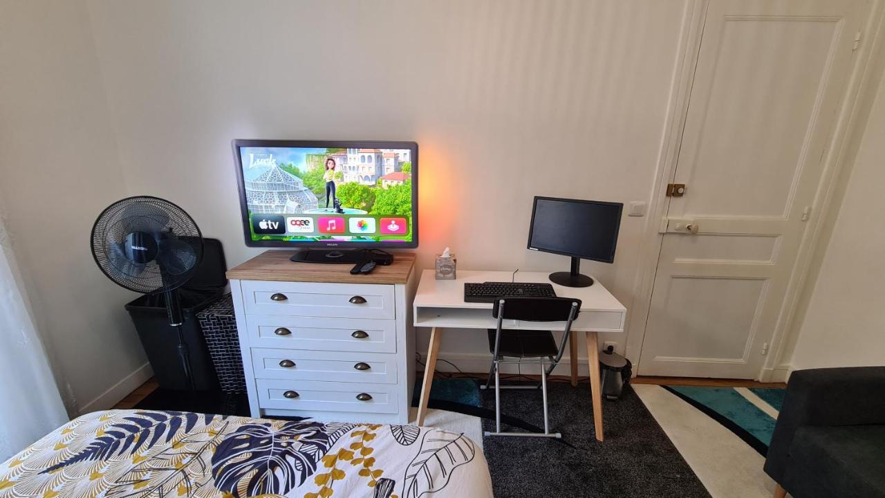 Residence Cosy, Chambre Privee Non Mitoyenne Avec Serrure Dans Un Appartement De 50 M Carres Colombes  Luaran gambar