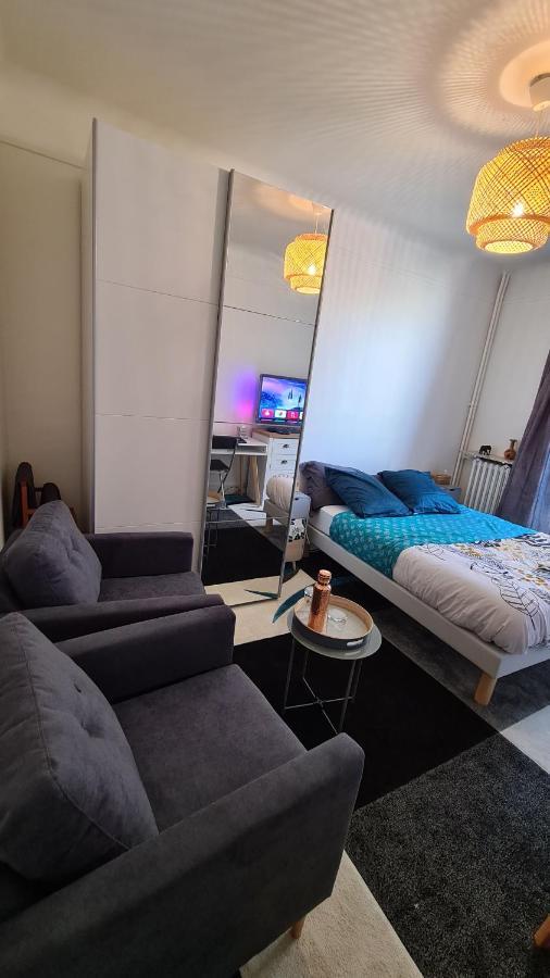 Residence Cosy, Chambre Privee Non Mitoyenne Avec Serrure Dans Un Appartement De 50 M Carres Colombes  Luaran gambar